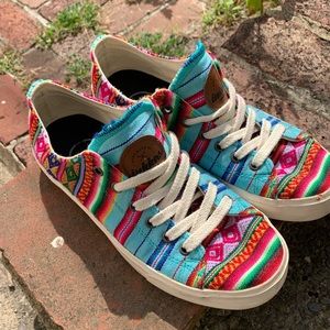 INKKAS LACE UP SHOES